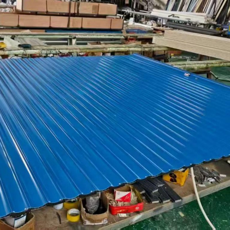 Tại sao Cửa cuốn bằng kim loại lại cần thiết cho sự an toàn và hiệu quả hiện đại?